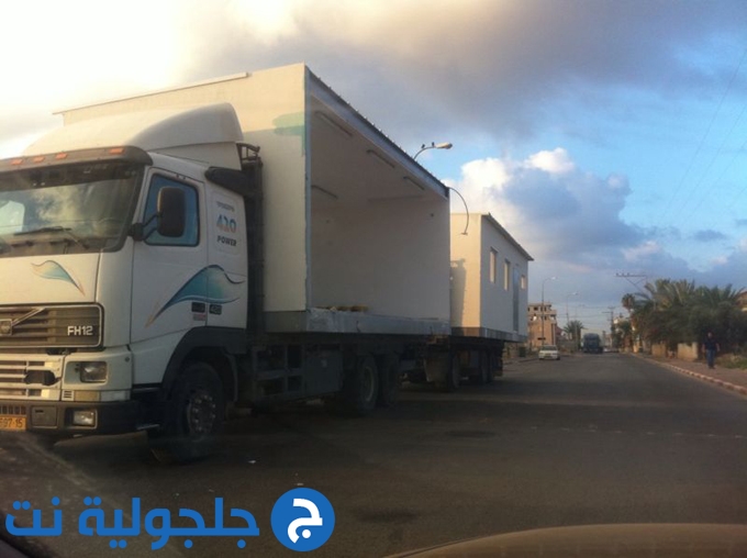 إضافة صفوف متنقلة في مدرسة أجيال